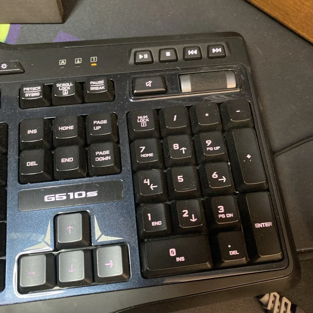 Logitech G510s Wired Gaming Keyboard with Programmable LCD Screen Works Nice! G1